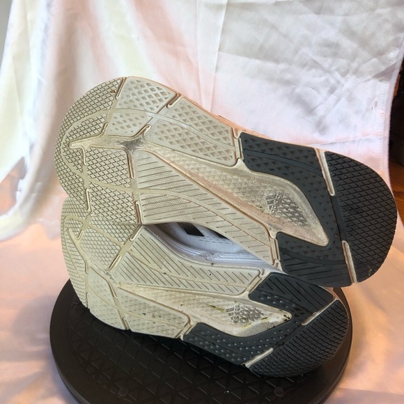 Adidas Men’s Questar Low Top Running Training Tennis Shoe Ombré Stripe 8.5 - Picture 8 of 8